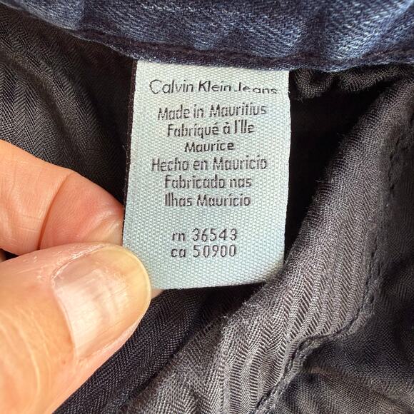 Calvin Klein Mens Slim Straight Leg Jeans 40x32 Dark Blue Denim Classic Basic - Picture 14 of 14